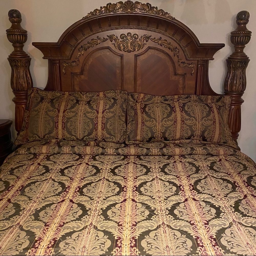 King Comforter Set
